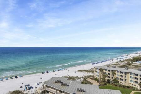The Scallop By Brightwild-Beachfront Condo Destin Ngoại thất bức ảnh